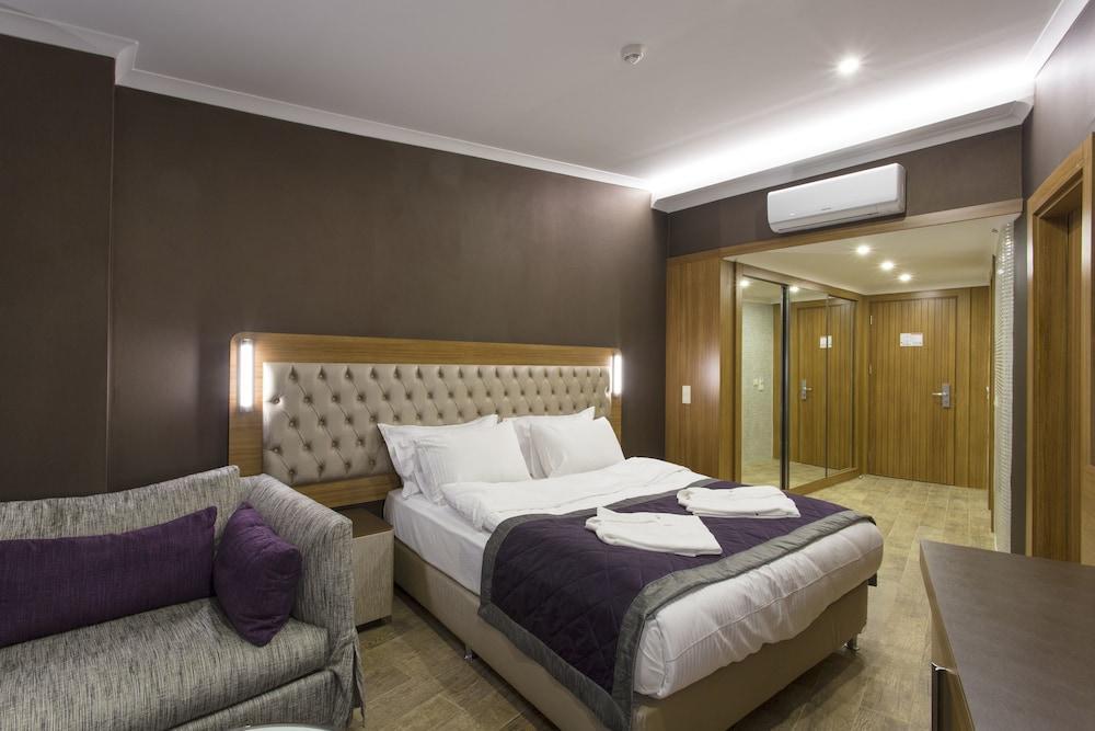 Michell Hotel (Adults Only) 阿拉尼亚 外观 照片